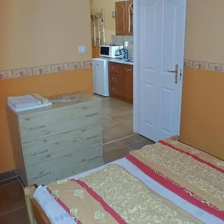 Amina Apartman